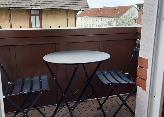 Renaissance 公寓 *